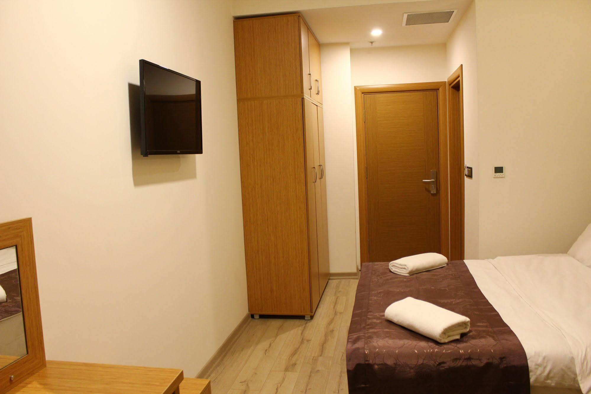 Realist Hotel Стамбул Экстерьер фото