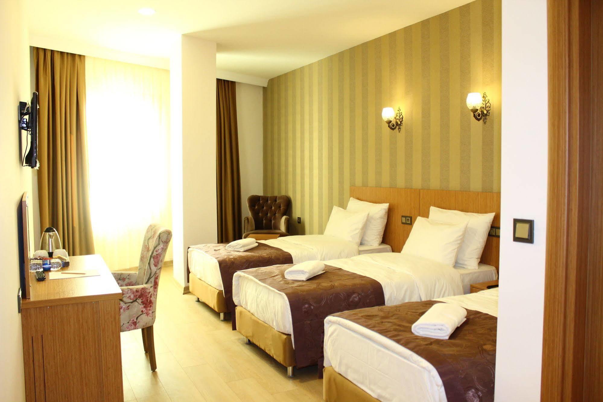 Realist Hotel Стамбул Экстерьер фото