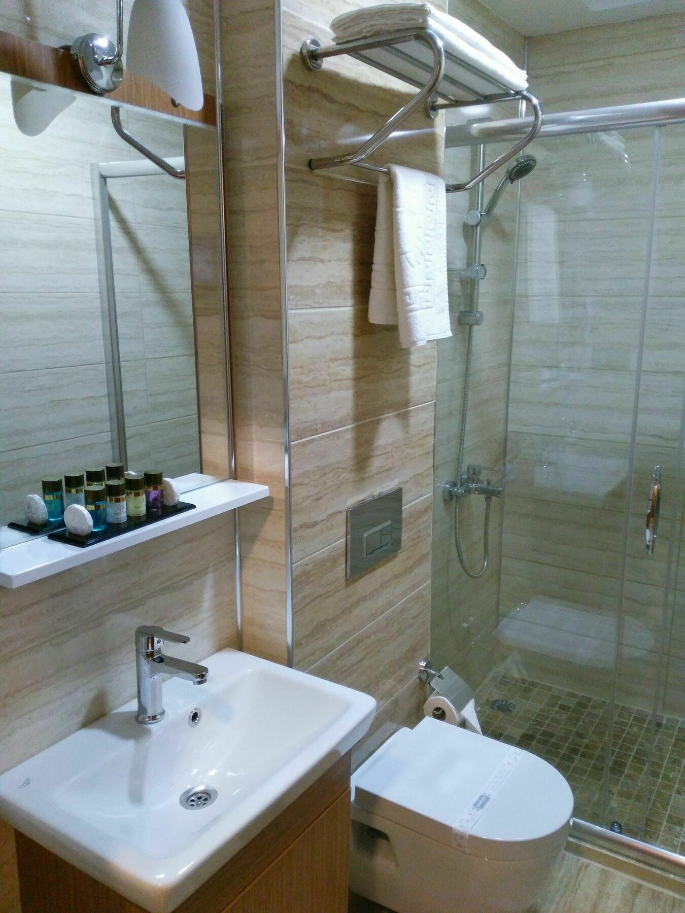 Realist Hotel Стамбул Экстерьер фото